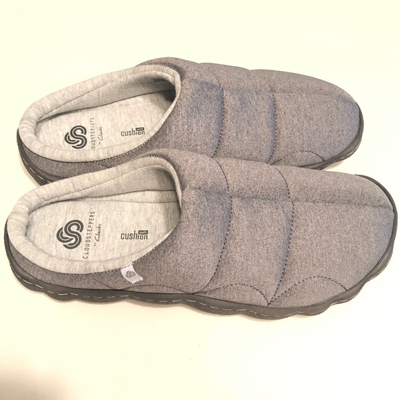 clarks soft cushion cloudsteppers